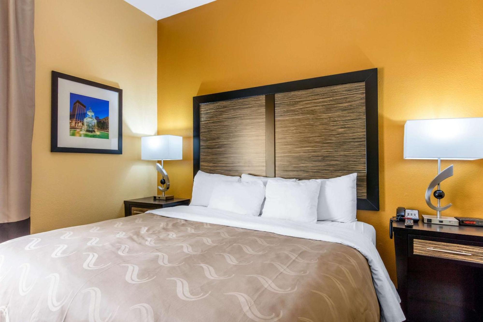 Quality Inn & Suites Montgomery East Carmichael Rd Kültér fotó